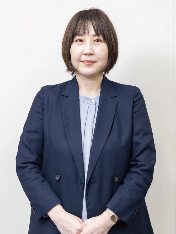 お問い合わせ担当渡辺恵